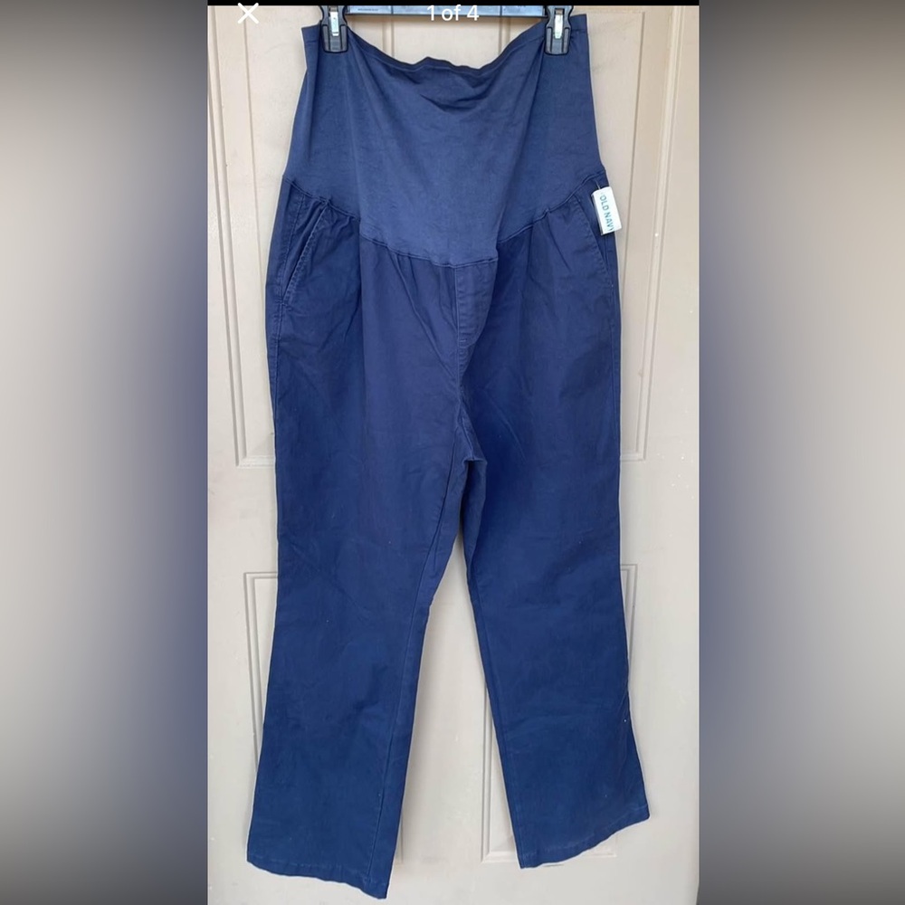 NWT Old Navy Maternity Pants - size 18